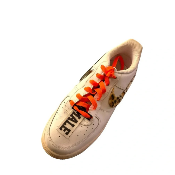 Nike Air Cheetah Print Shoes​ - Picture 2 of 4